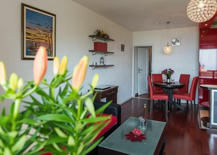 De Luxe Apartment Mediteran 3****